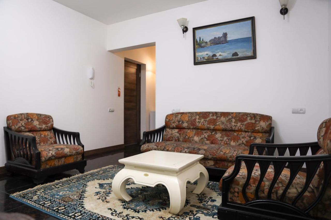 No Problem Hotel Erevan Exterior foto