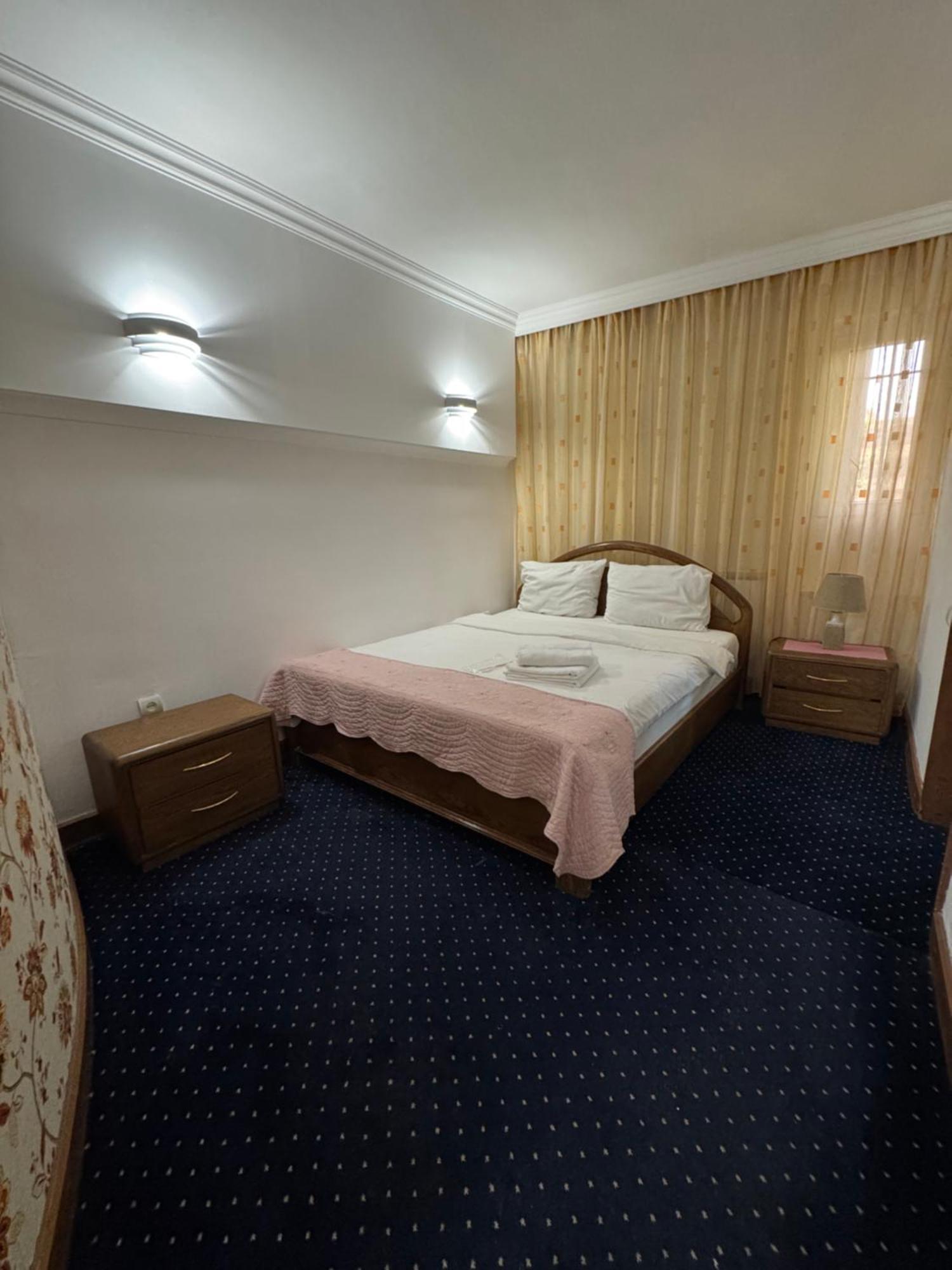 No Problem Hotel Erevan Exterior foto