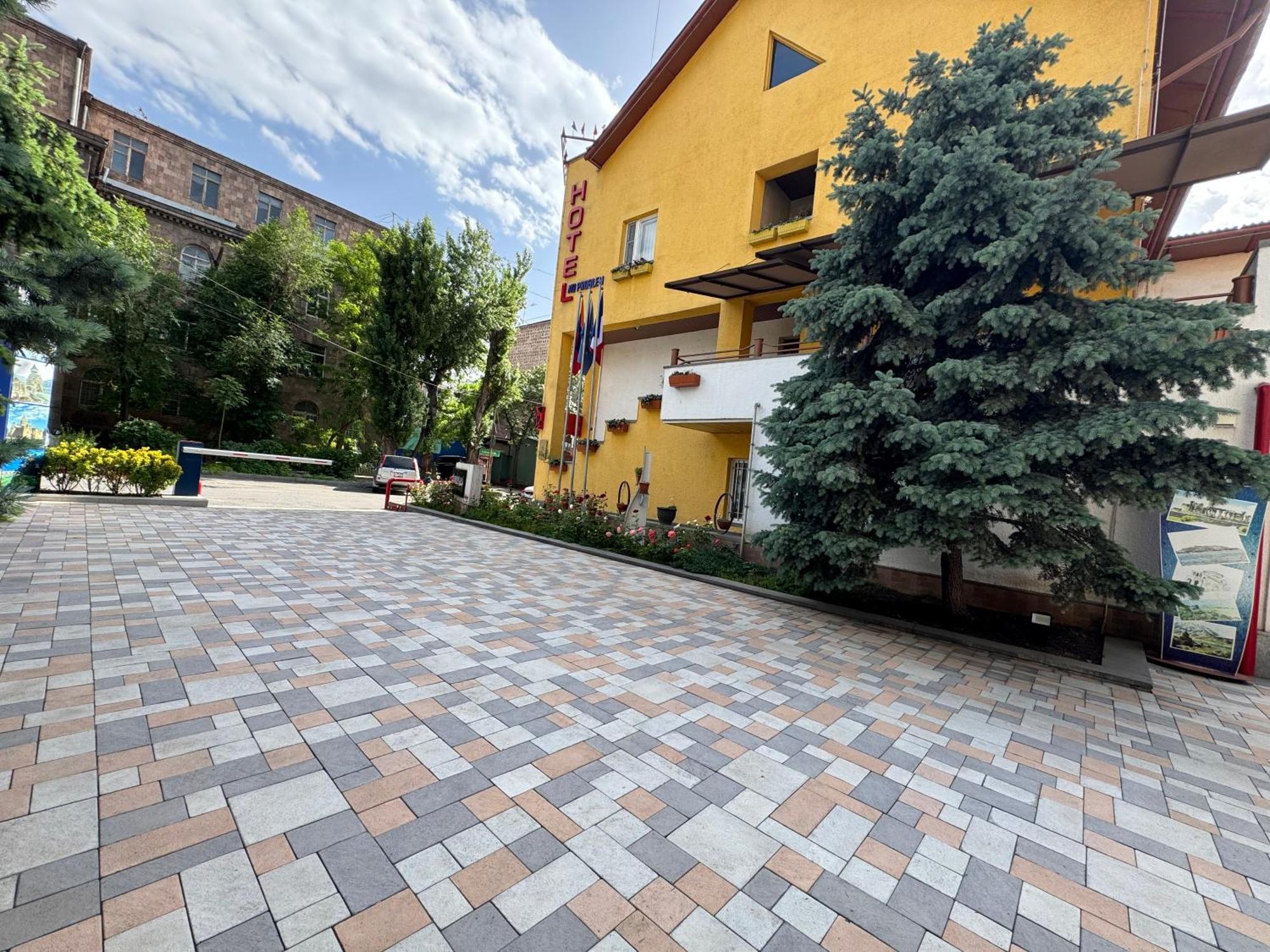 No Problem Hotel Erevan Exterior foto